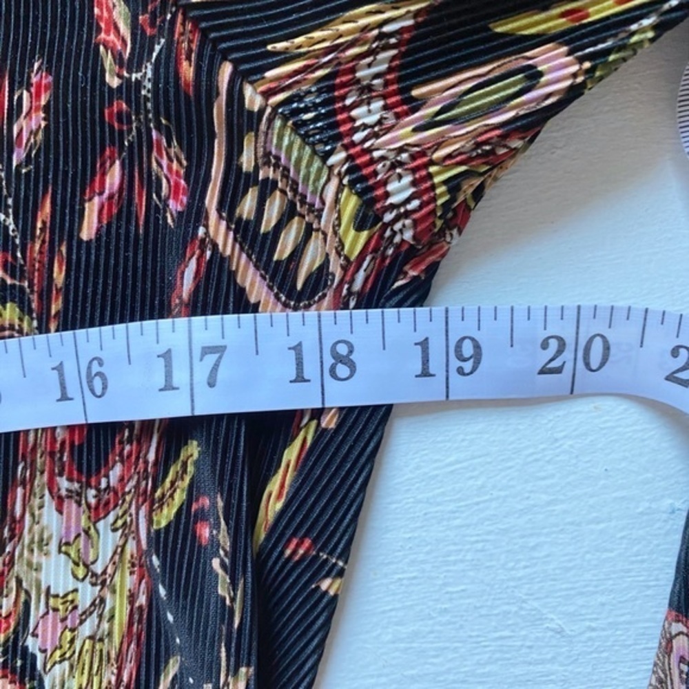 Unbranded Y2K Dark Floral Plissé 3/4 Sleeve‎ Collared Blouse - Picture 7 of 10